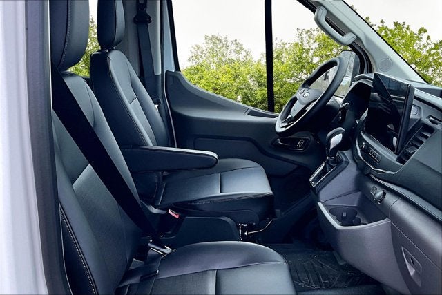 2026 Ford Transit Passenger Wagon 350