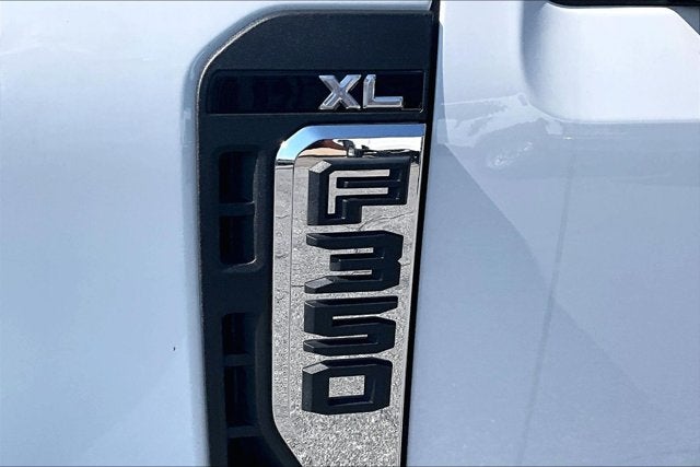 2026 Ford Super Duty F-350 DRW XL