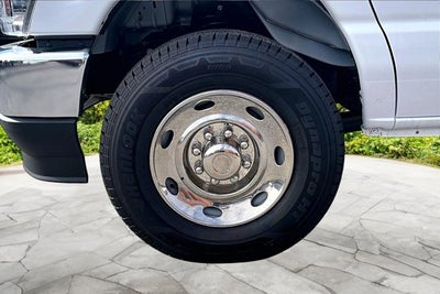 2026 Ford E-Series Cutaway E-350 SRW