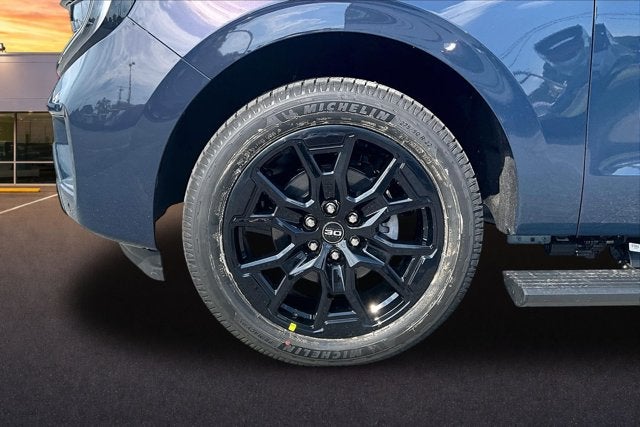 2027 Ford Expedition Max Platinum 30th Anniversary