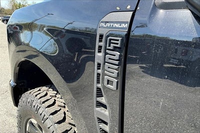 2026 Ford Super Duty F-250 SRW Platinum