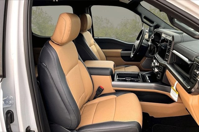 2026 Ford Super Duty F-350 SRW LARIAT