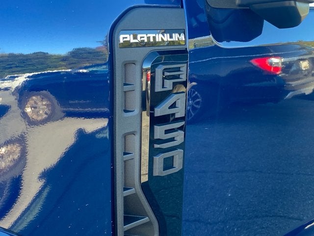 2027 Ford Super Duty F-450 DRW 4WD
