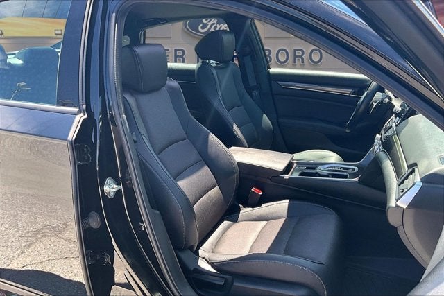2019 Honda Accord Sedan Sport 2.0T