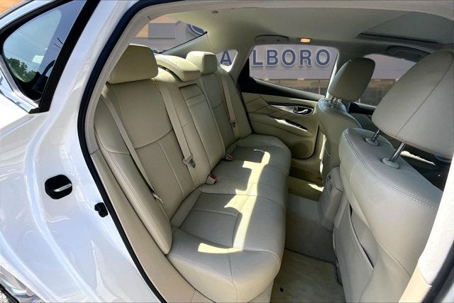 2019 INFINITI Q70 3.7 LUXE