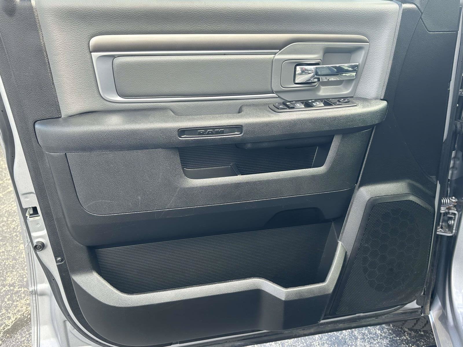 2024 RAM 1500 Classic SLT Quad Cab 4x4 6'4' Box