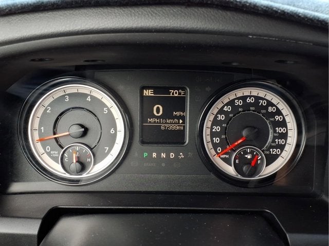 2017 RAM 1500 SLT Quad Cab 4x4 6'4' Box