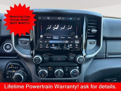 2022 RAM 1500 Big Horn Quad Cab 4x4 6'4' Box