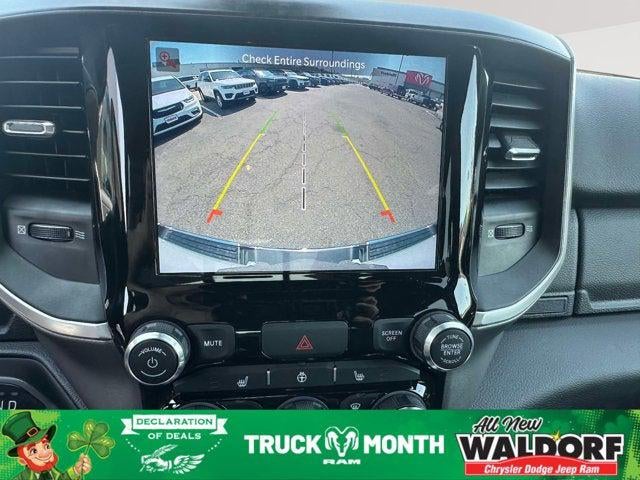 2022 RAM 1500 Big Horn Crew Cab 4x4 5'7' Box