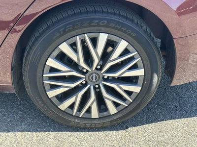 2024 Nissan Altima SV FWD