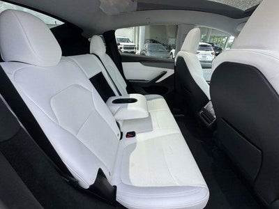 2026 Tesla Model Y AWD