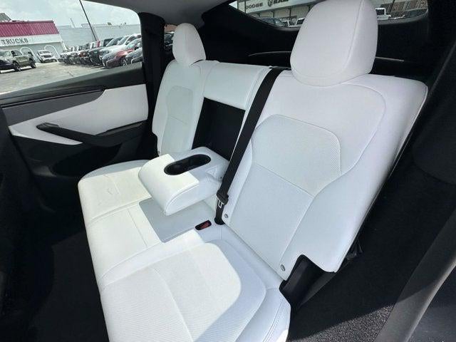 2026 Tesla Model Y AWD