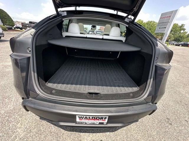 2026 Tesla Model Y AWD