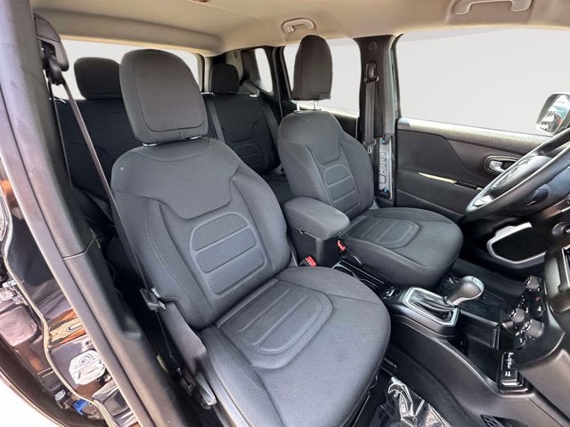 2019 Jeep Renegade Latitude FWD