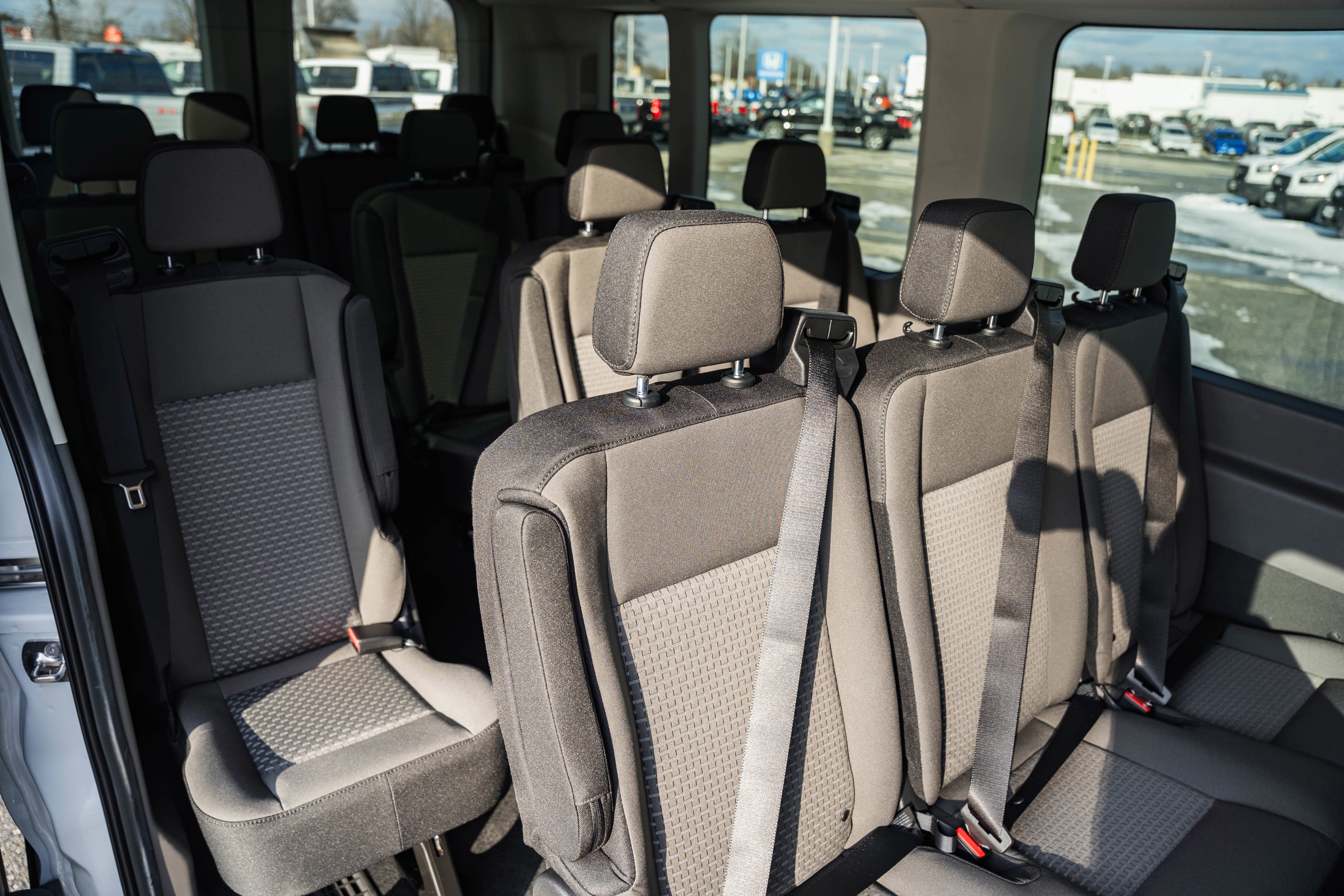 2026 Ford Transit Passenger Wagon XLT