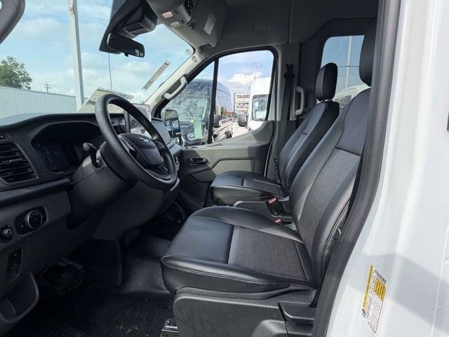 2026 Ford Transit Passenger Wagon XL