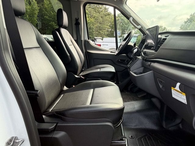 2026 Ford Transit Passenger Wagon XL