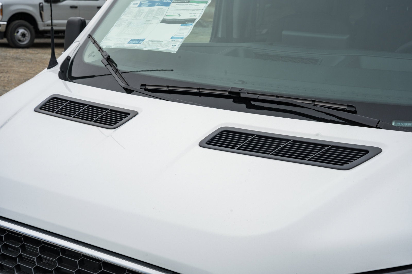 2026 Ford Transit Passenger Wagon XLT