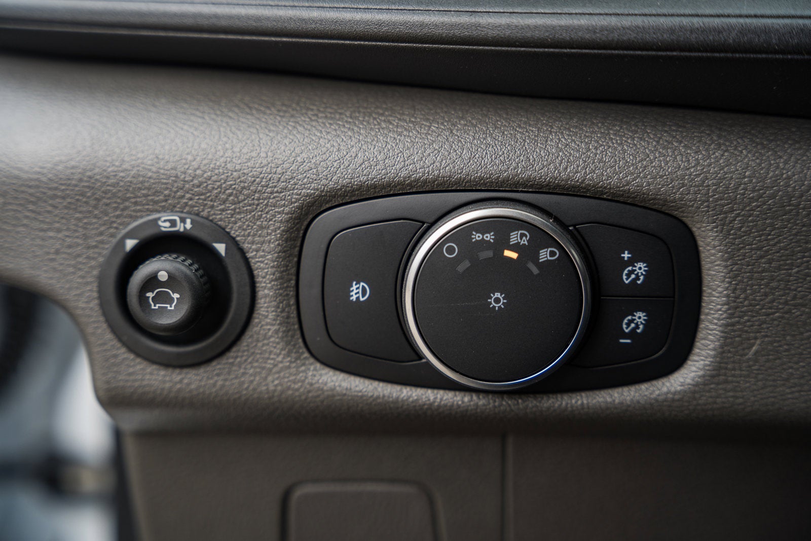 2026 Ford Transit Passenger Wagon XLT