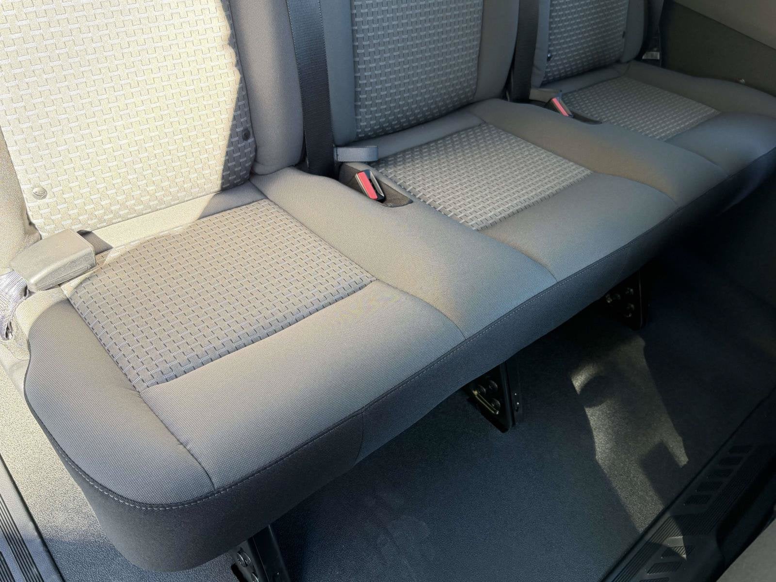2027 Ford Transit Passenger Wagon XLT