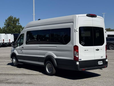 2027 Ford Transit Passenger Wagon XLT