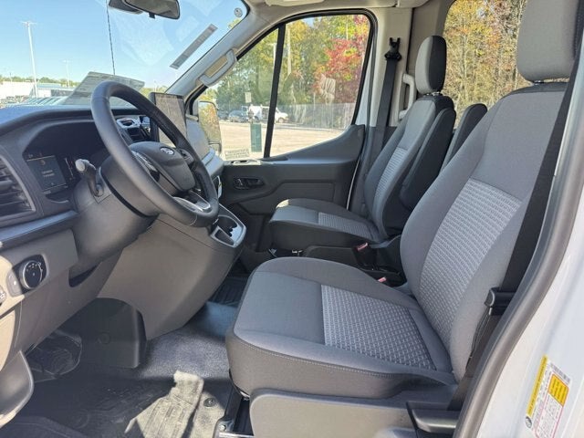 2027 Ford Transit Passenger Wagon XLT