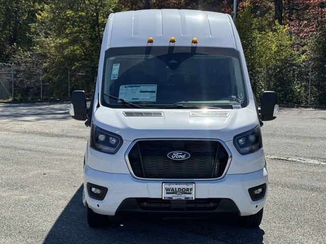 2027 Ford Transit Passenger Wagon XLT