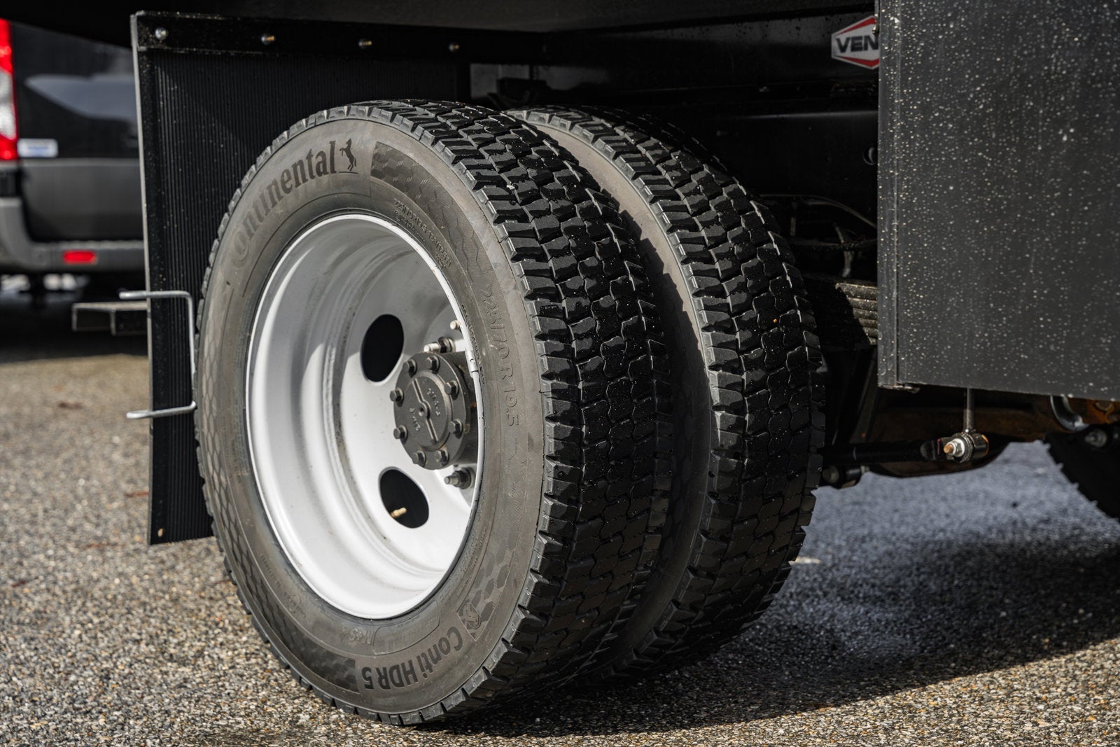 2026 Ford Super Duty F-550 DRW 4WD