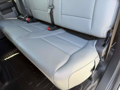 2027 Ford Super Duty F-550 DRW XL