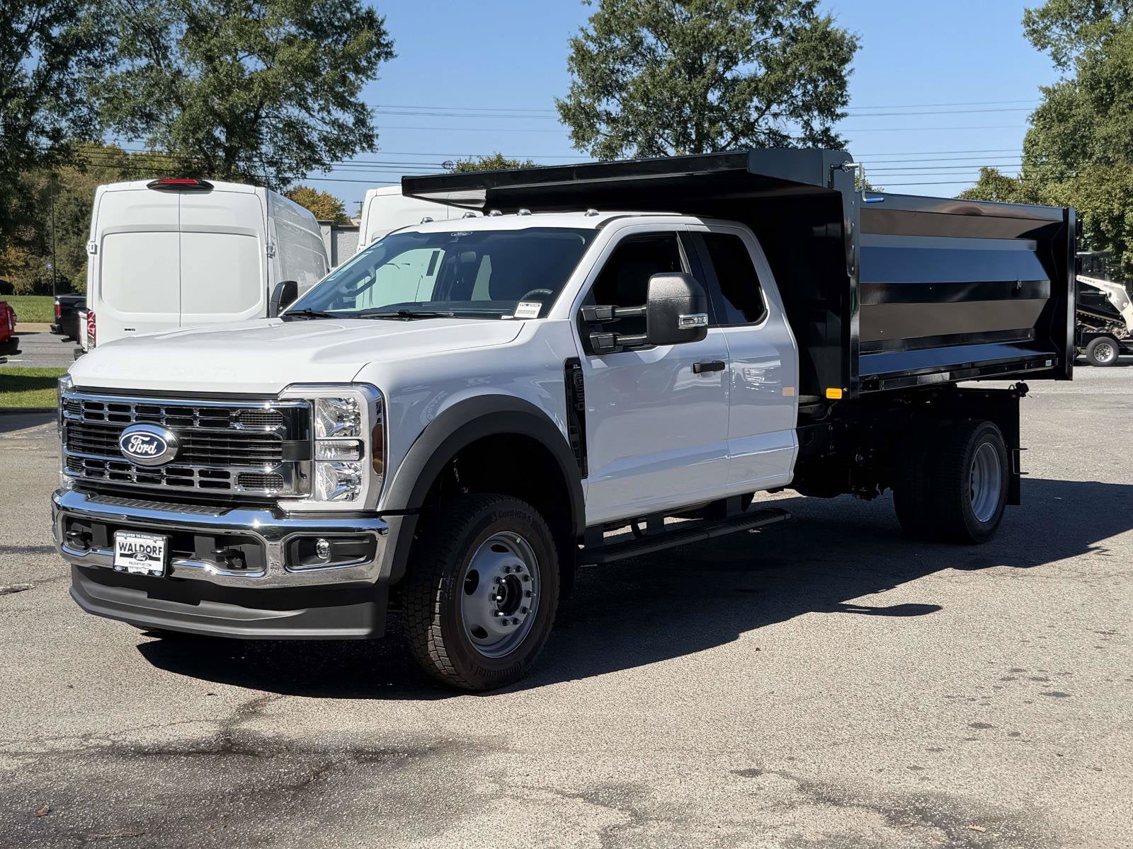 2027 Ford Super Duty F-550 DRW XL