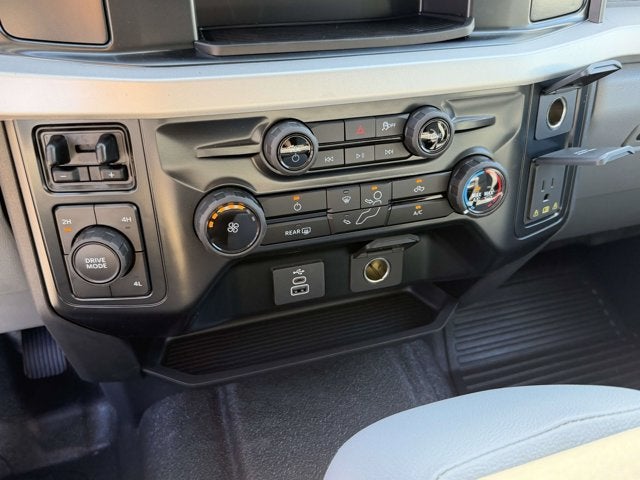 2027 Ford Super Duty F-550 DRW XL