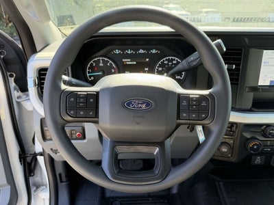 2027 Ford Super Duty F-550 DRW XL