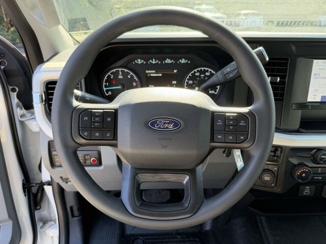 2027 Ford Super Duty F-550 DRW XL