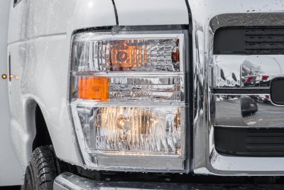 2026 Ford E-Series Cutaway E-350 SRW