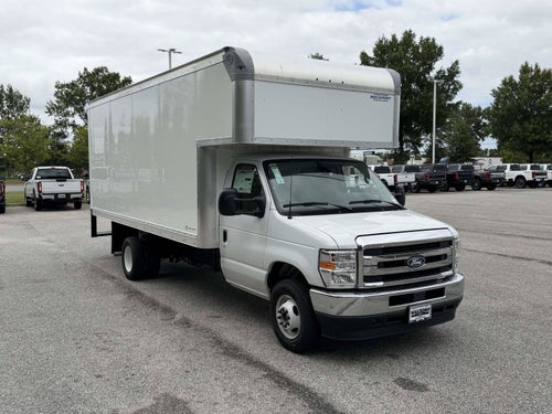 2027 Ford E-Series Cutaway E-450 DRW 158" WB