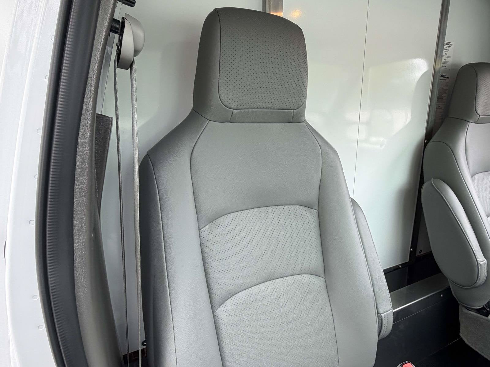2027 Ford E-Series Cutaway E-450 DRW 158" WB