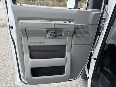 2027 Ford E-Series Cutaway E-450 DRW 158" WB