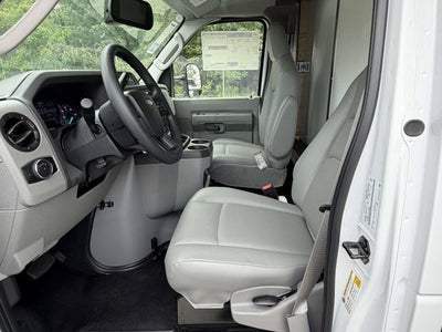 2027 Ford E-Series Cutaway E-450 DRW 158" WB