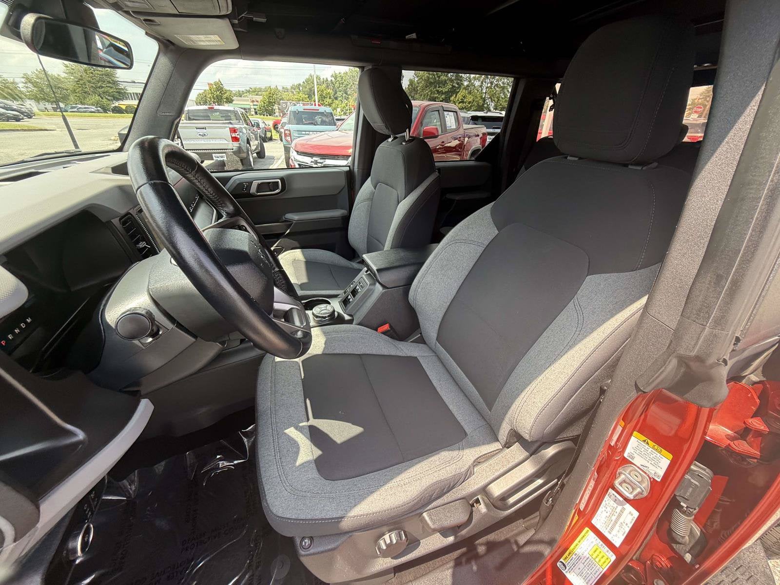 2023 Ford Bronco Base