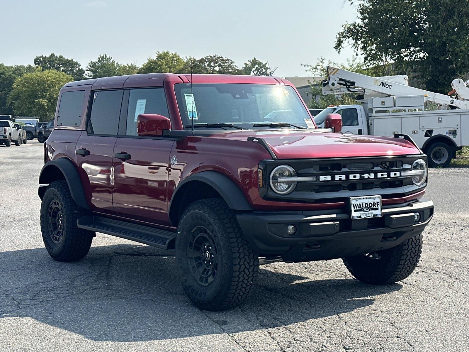 2026 Ford Bronco Outer Banks