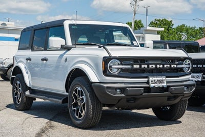2026 Ford Bronco Outer Banks®