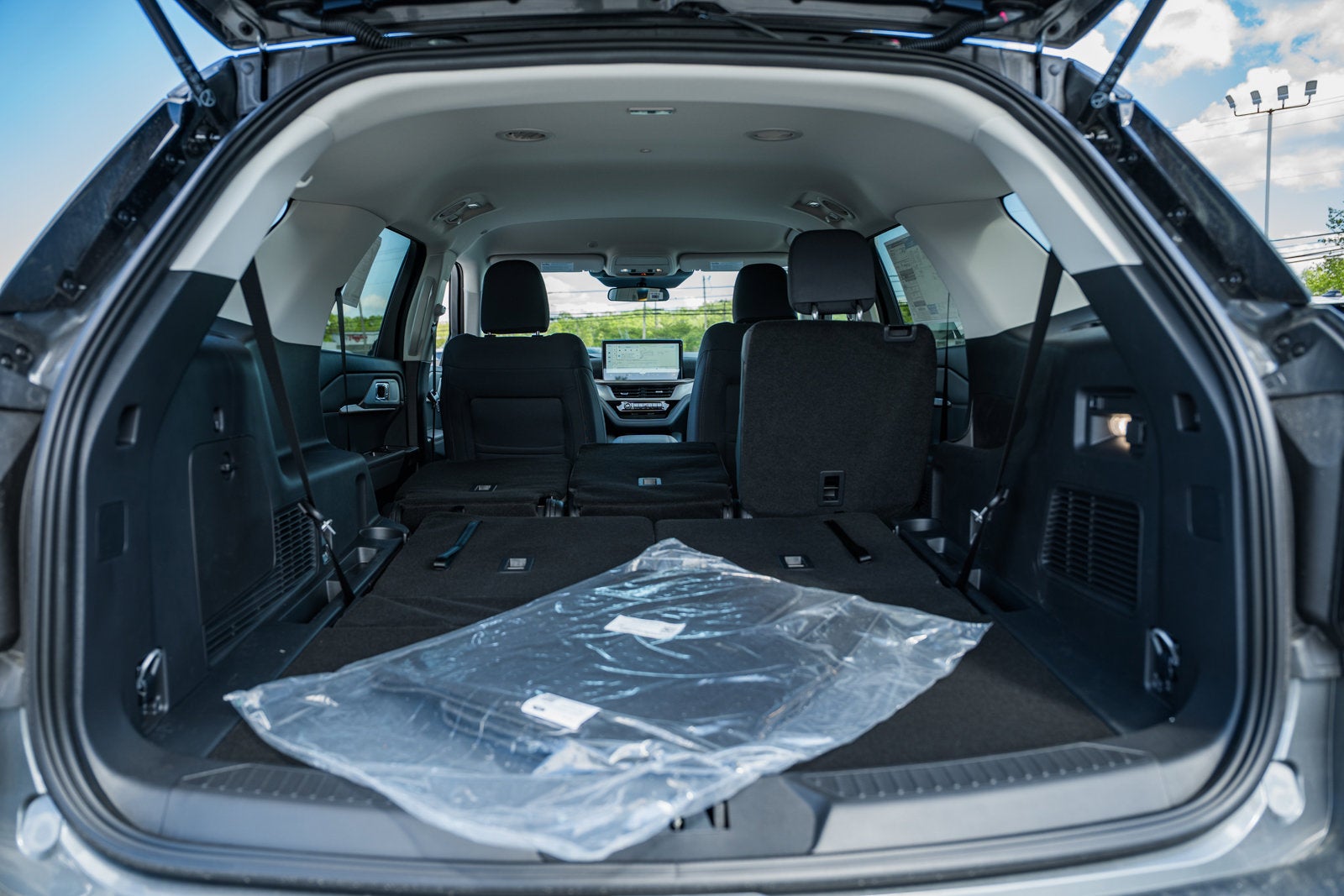 2026 Ford Explorer Active w/100A Pkg