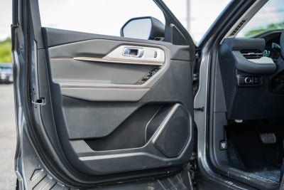 2026 Ford Explorer Active w/100A Pkg