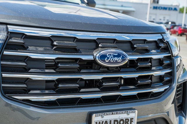 2026 Ford Explorer Active w/100A Pkg