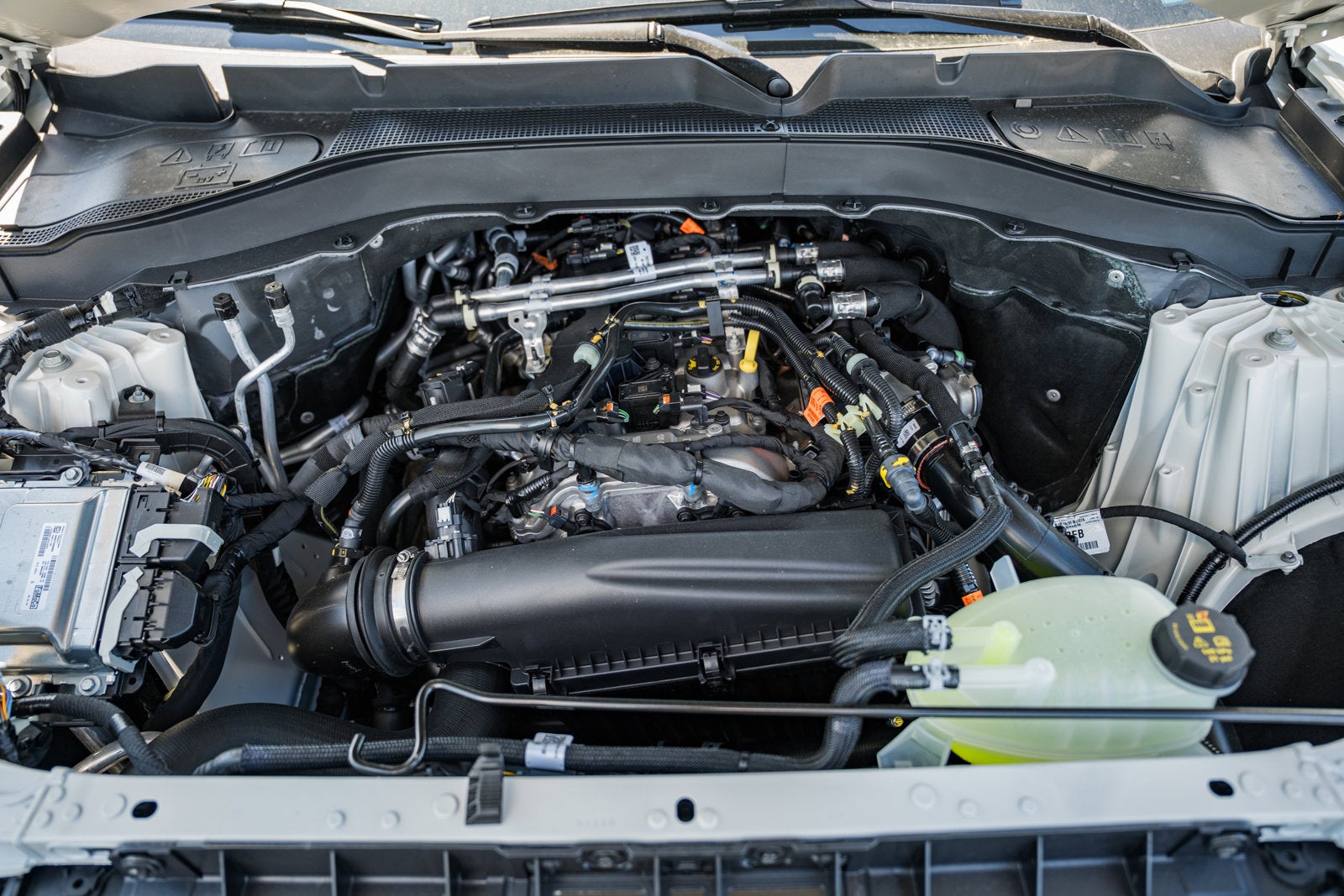 2026 Ford Explorer Active w/100A Pkg