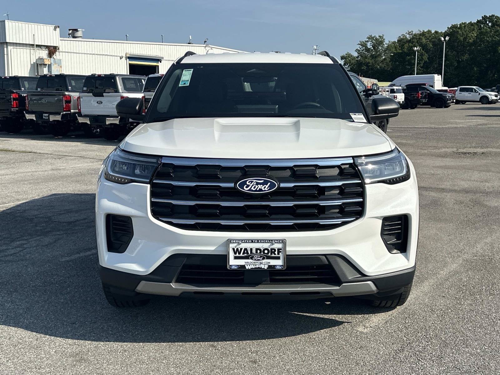 2027 Ford Explorer Active w/200A Pkg