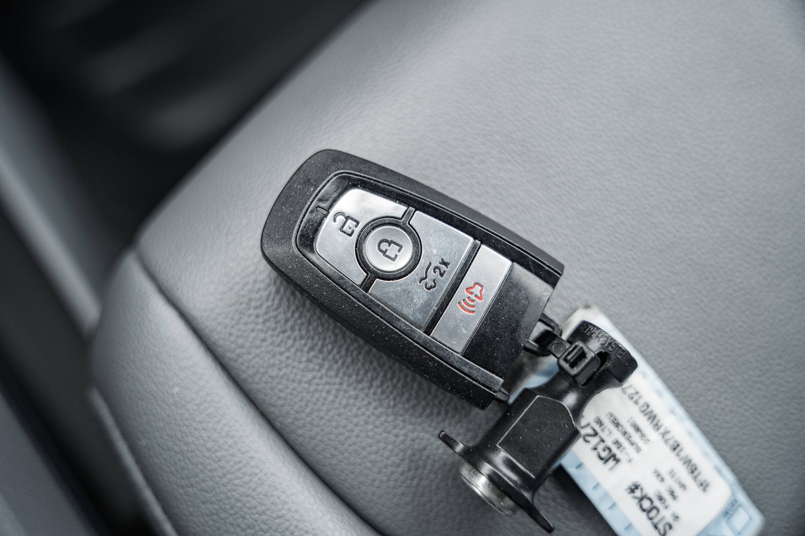 2024 Ford F-150 Lightning Pro