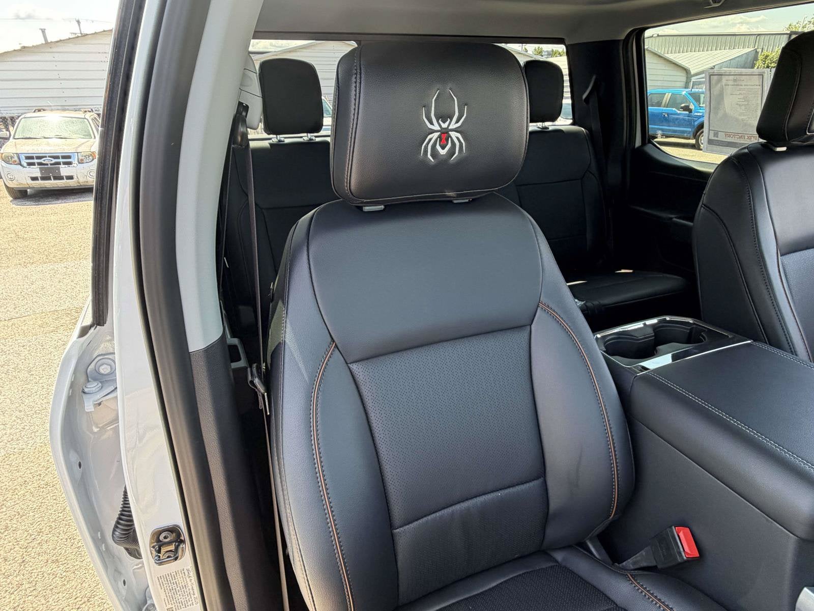 2026 Ford Super Duty F-250 Black Widow LARIAT