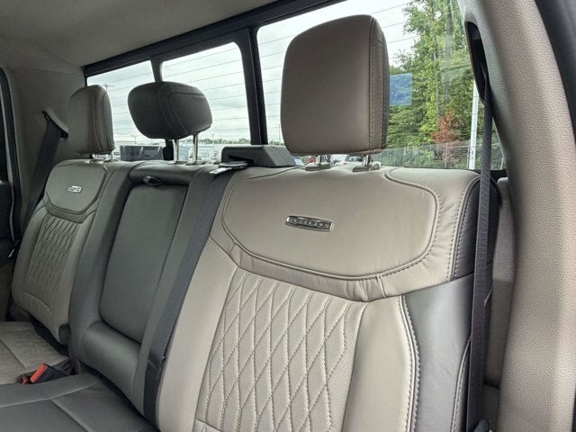 2026 Ford Super Duty F-250 SRW Platinum