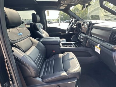 2026 Ford Super Duty F-250 SRW Platinum